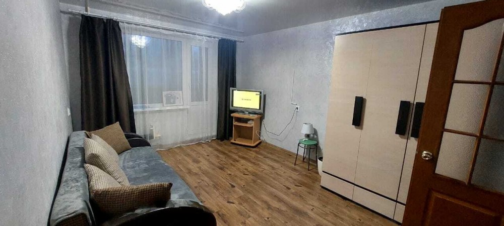 ул. Фрезеровщиков,80 в Екатеринбурге - yutvil.ru ул. Фрезеровщиков,80 в Екатеринбурге - yutvil.ru